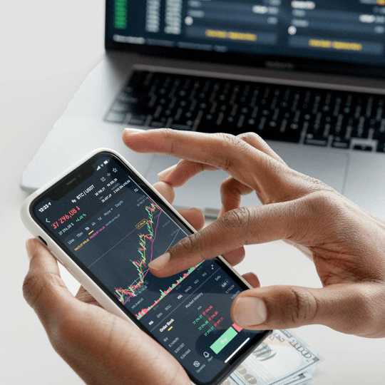 Dovaluesa equipo de expertos en criptoinversión